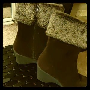 Plush Leather Quarter Length boots
